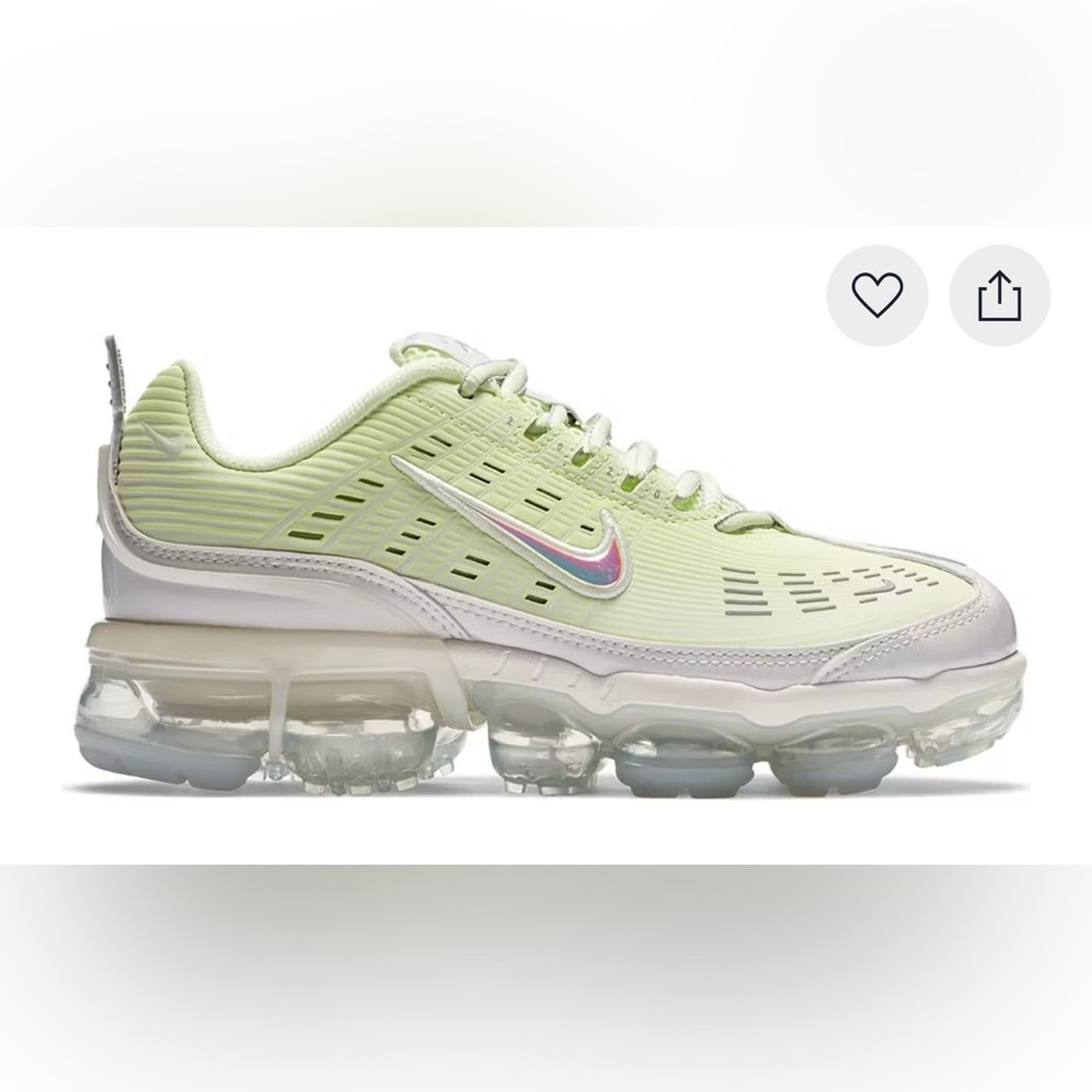 Nike Air VaporMax 360
Barely Volt